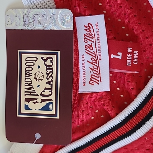 Mitchell & Ness Youth Boys Michael Jordan 97/98 Chicago Bulls Jersey 14/16 Large - Picture 9 of 12